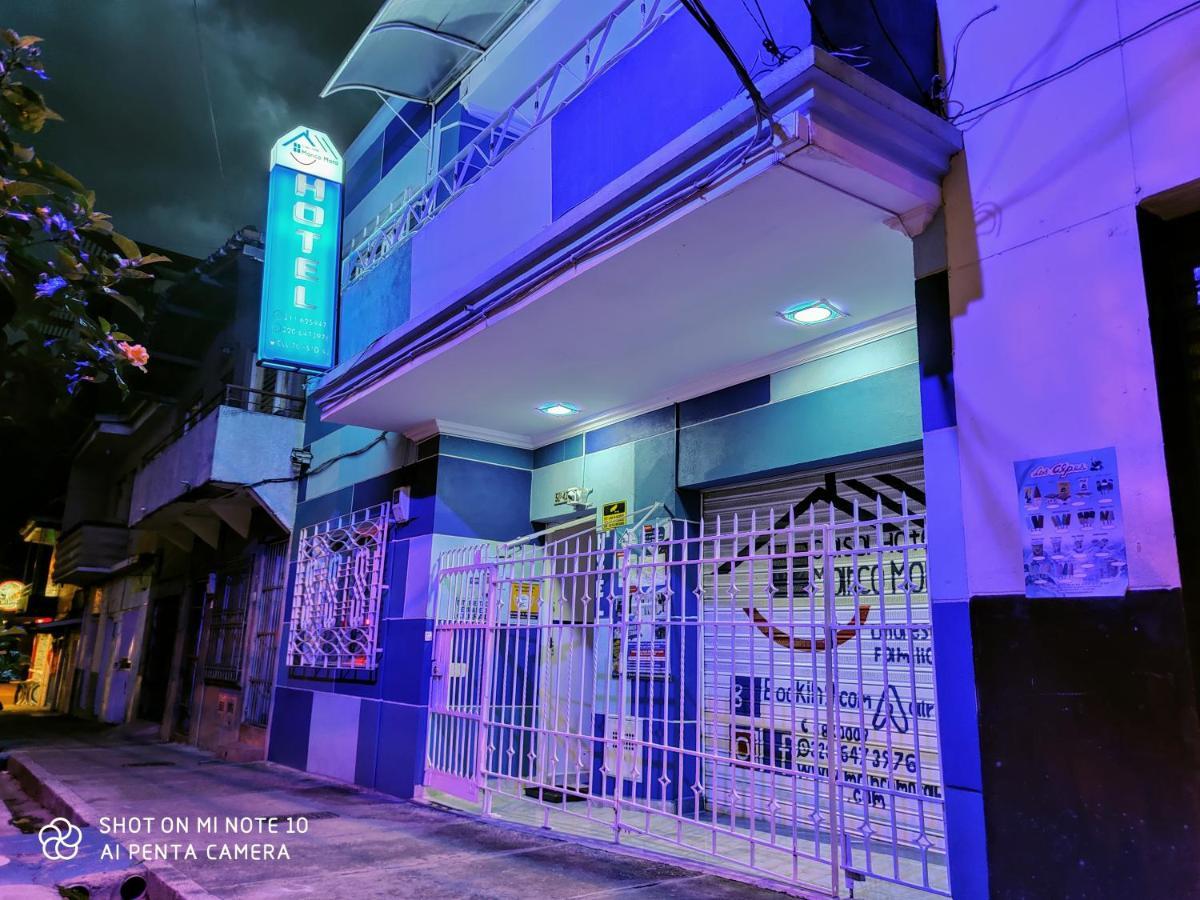 Casa Hotel Manco Mora Medellin Exterior photo