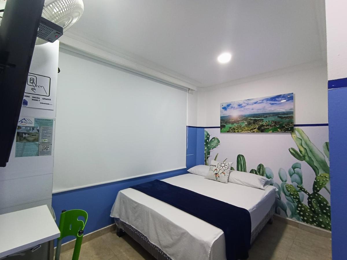 Casa Hotel Manco Mora Medellin Exterior photo
