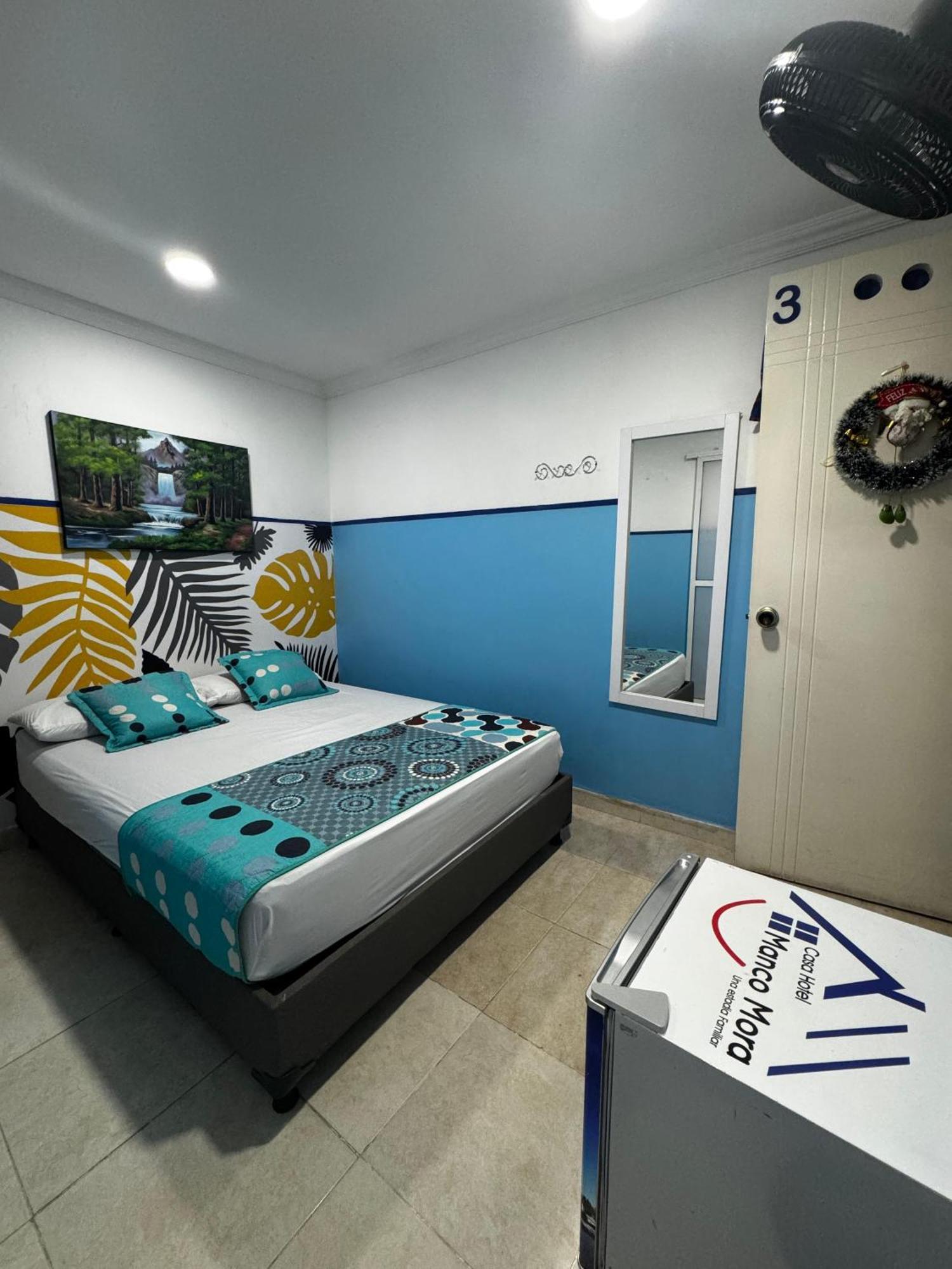 Casa Hotel Manco Mora Medellin Exterior photo